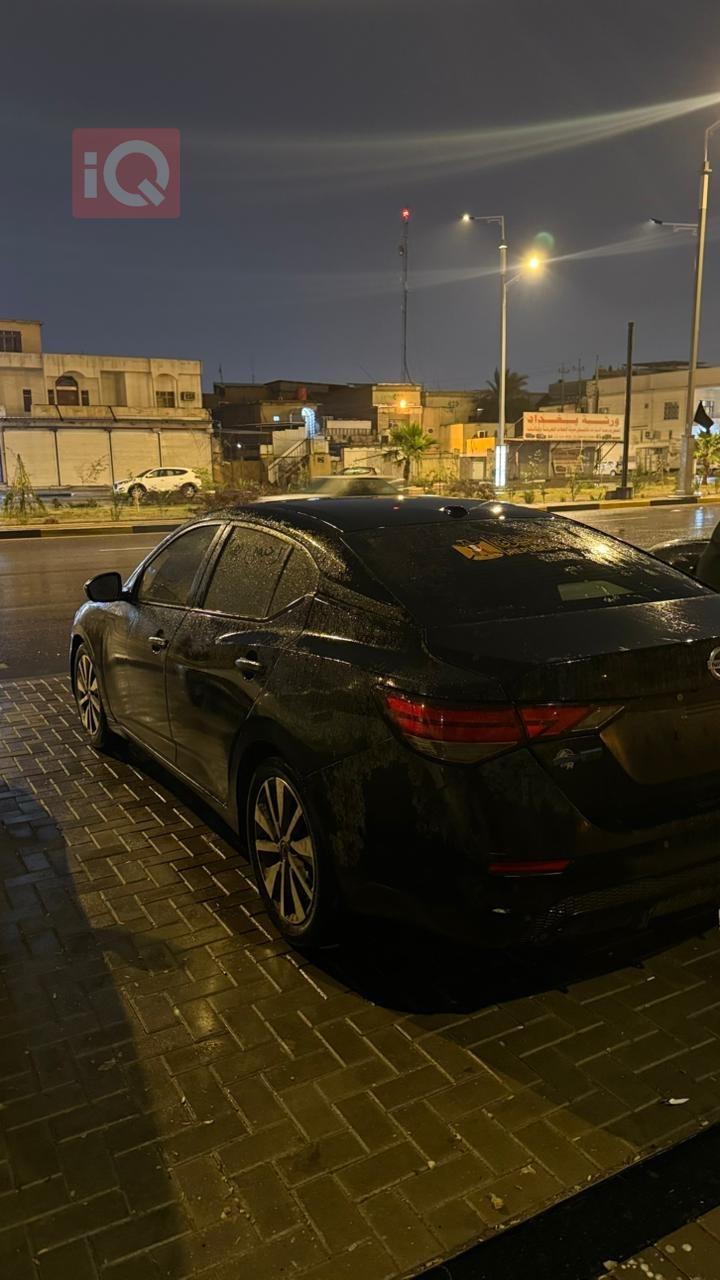 نيسان سنترا